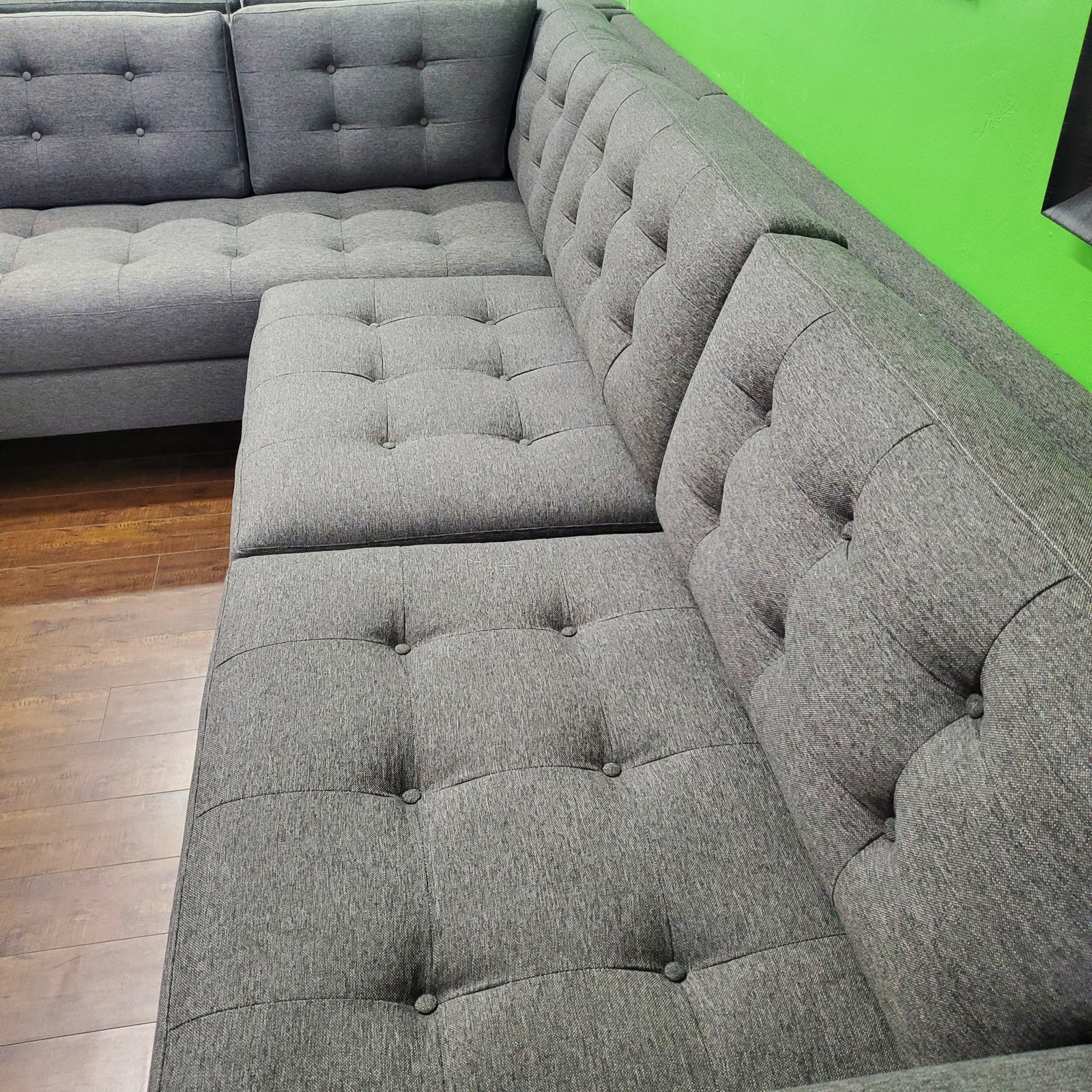 119" x 87" 2PC San Diego Sectional