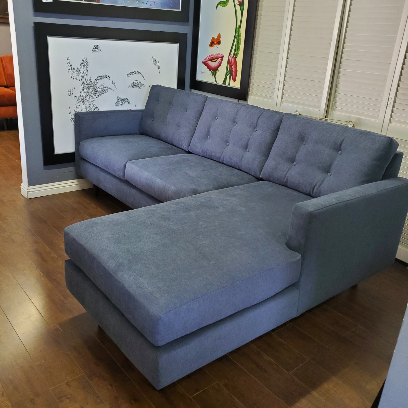 96" x 65" 2pc Elmwood Sectional