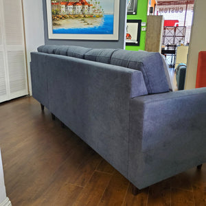 96" x 65" 2pc Elmwood Sectional