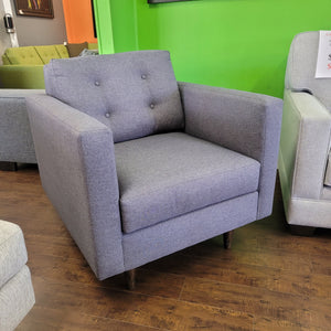 32" Elmwood Chair