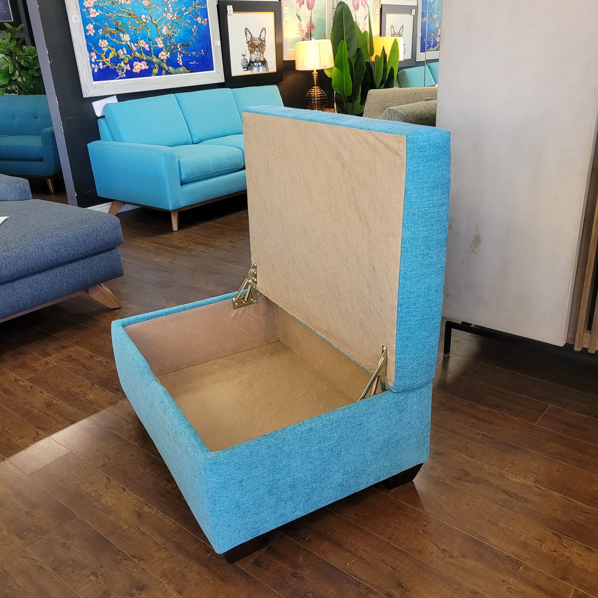 25" X 35" Storage Ottoman