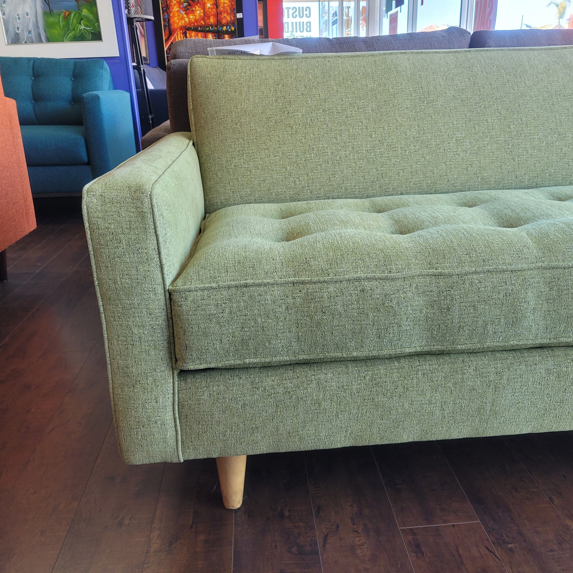 80" Hollywood Sofa