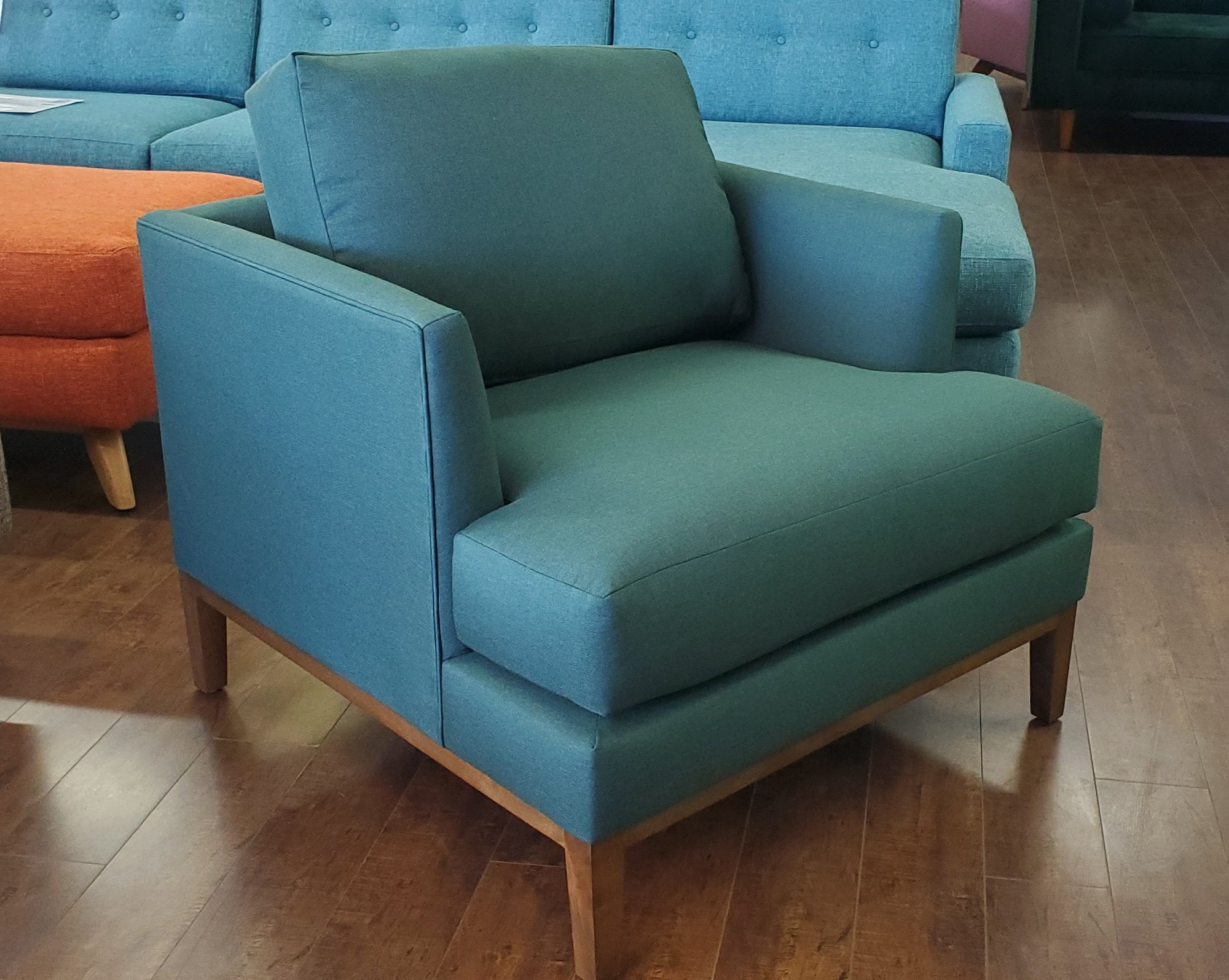 Hoboken 34" Chair